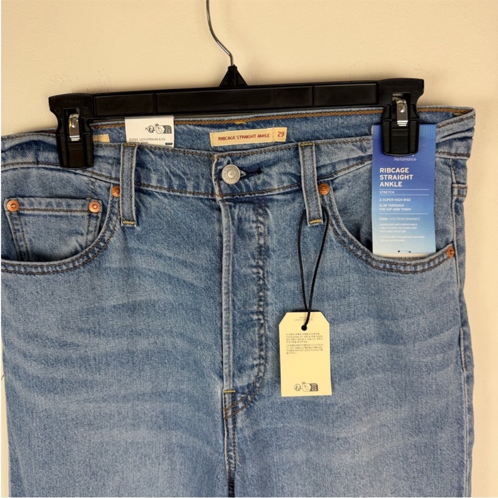 NWT Levi ribcage straight ankle Jeans Size 29 - Picture 4 of 5